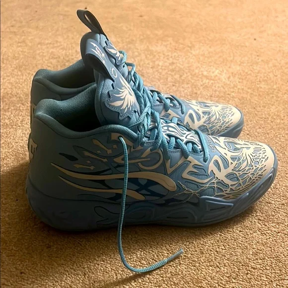 Puma | Shoes | Puma Blue Athletic Shoes With Dynamic Design  display picture 2